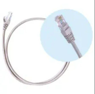 Un bon prix. Chat sans plomb 5e UTP 26awg d'accessoires de câble Ethernet le CEI 11801 de 4 paires en ligne